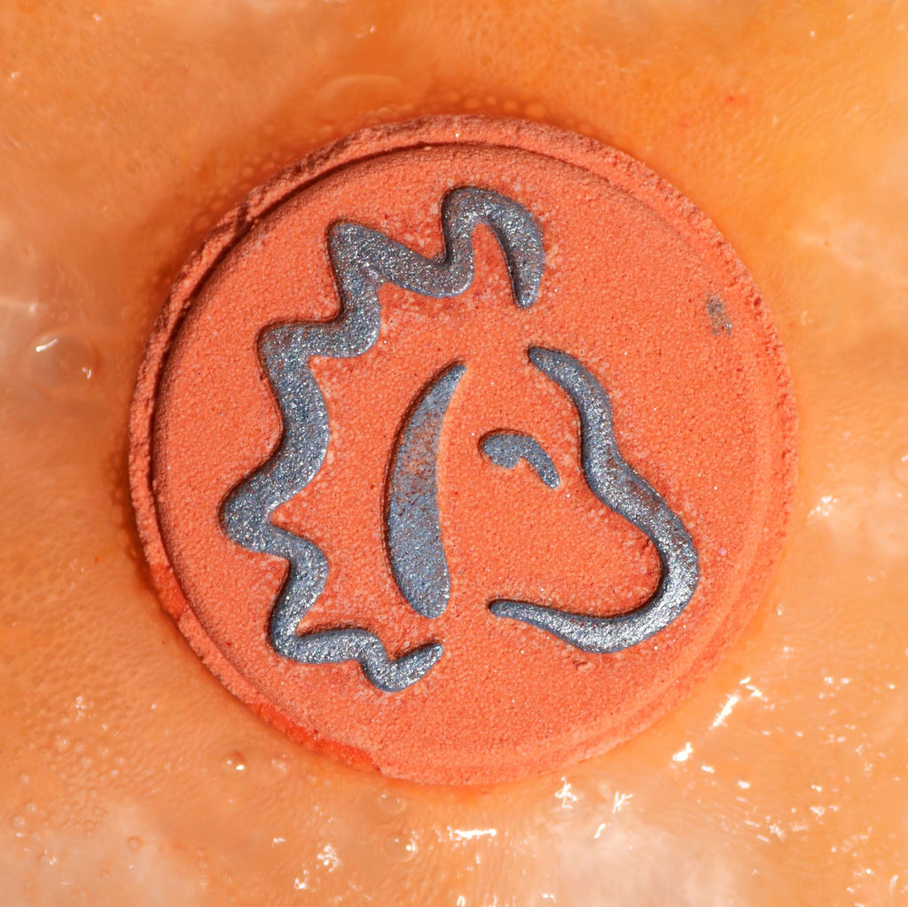 Set of Zodiac Bath Fizzers with Horoscope - Leo